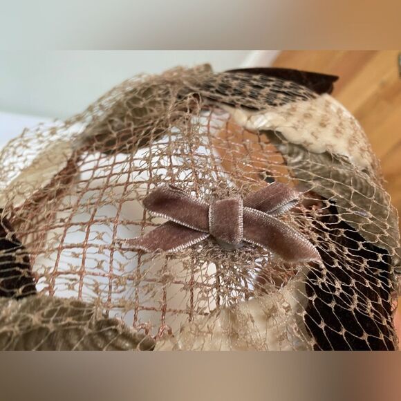 1950s Velvet Leafs Design Hat - Picture 8 of 8